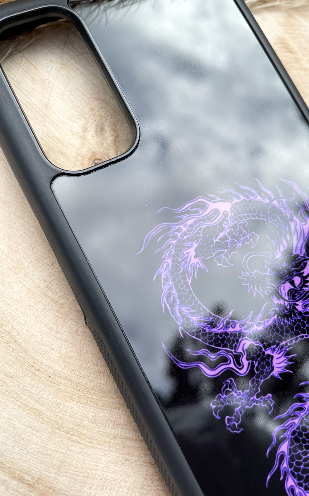 Purple Dragon Handyhülle - für das Modell Samsung Galaxy S20