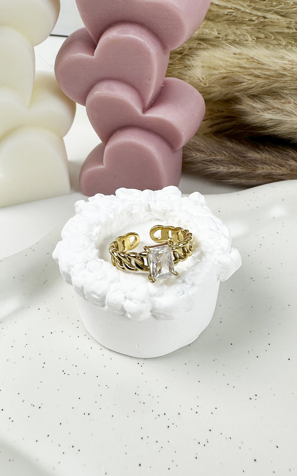 Classy Diamond Ring | Weiß & Gold